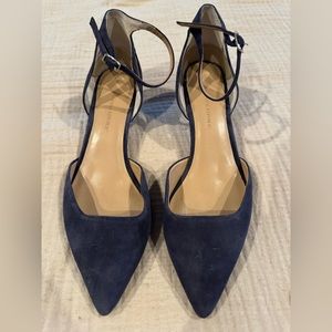 Banana Republic kitten heel pumps
